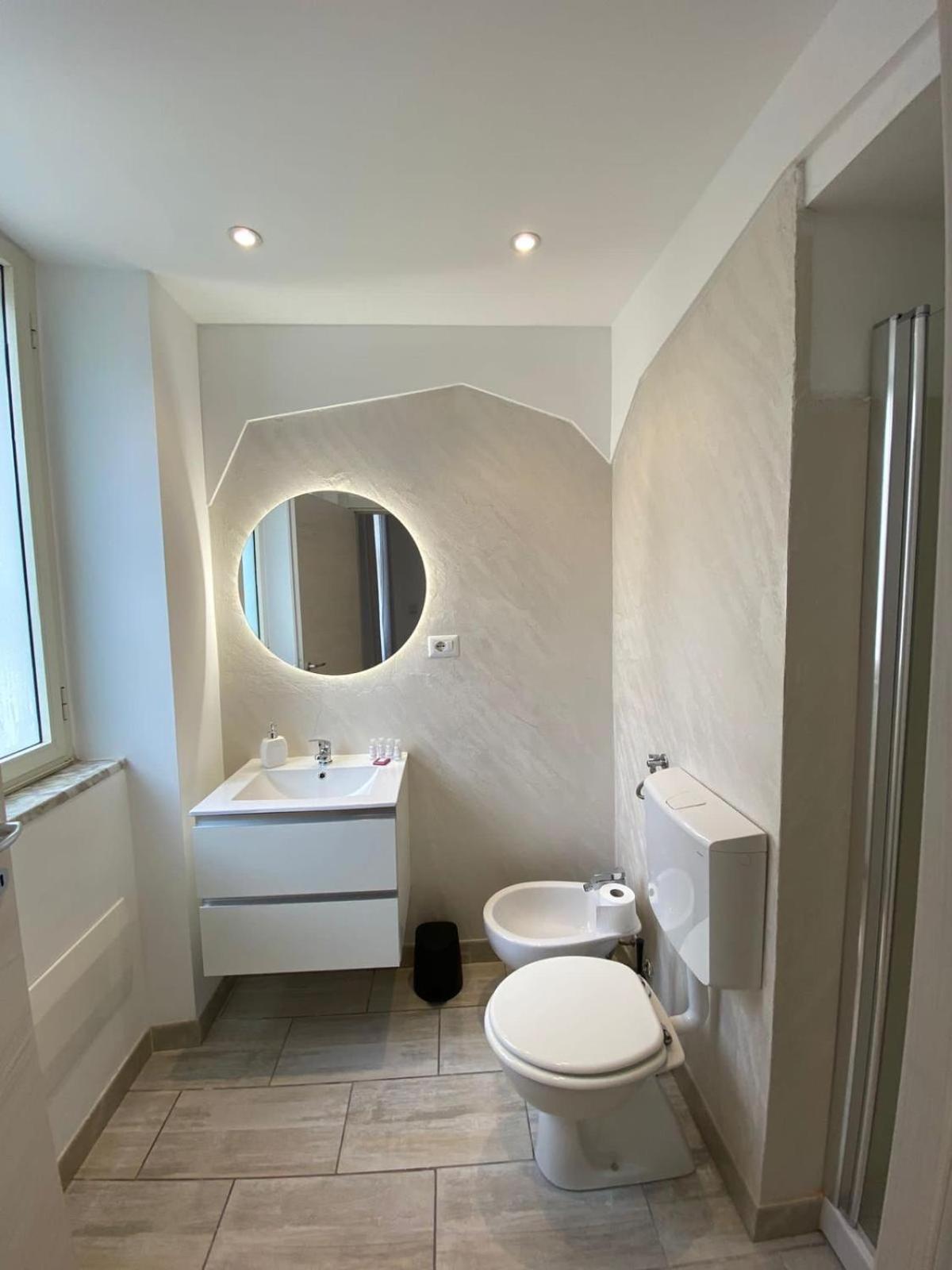 International House Apartment *