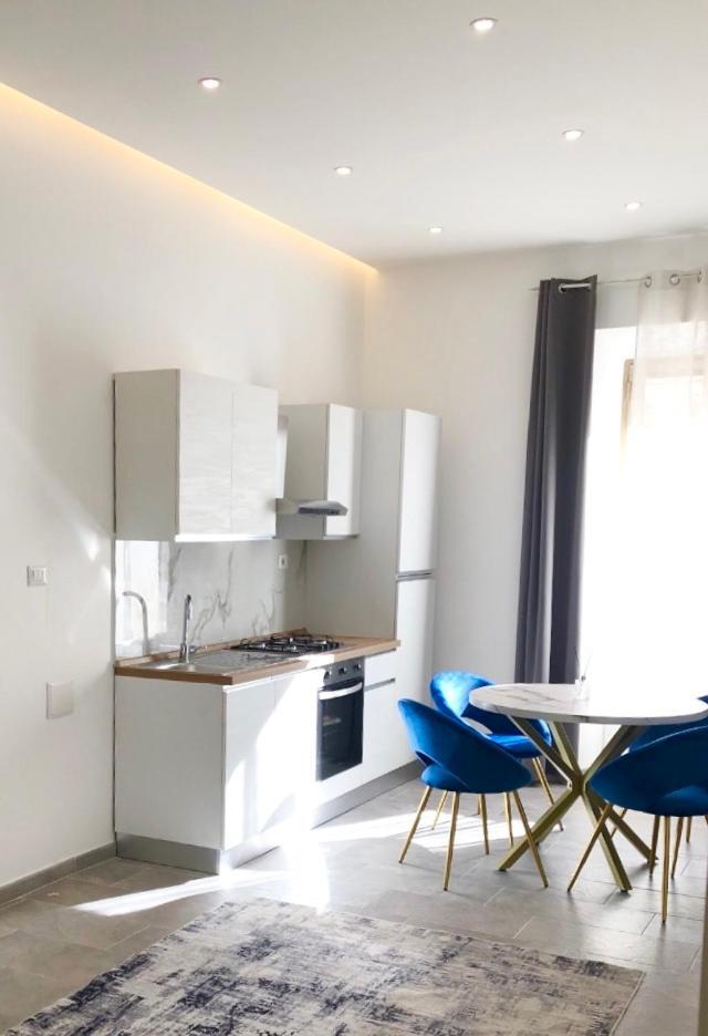 Apartment International House